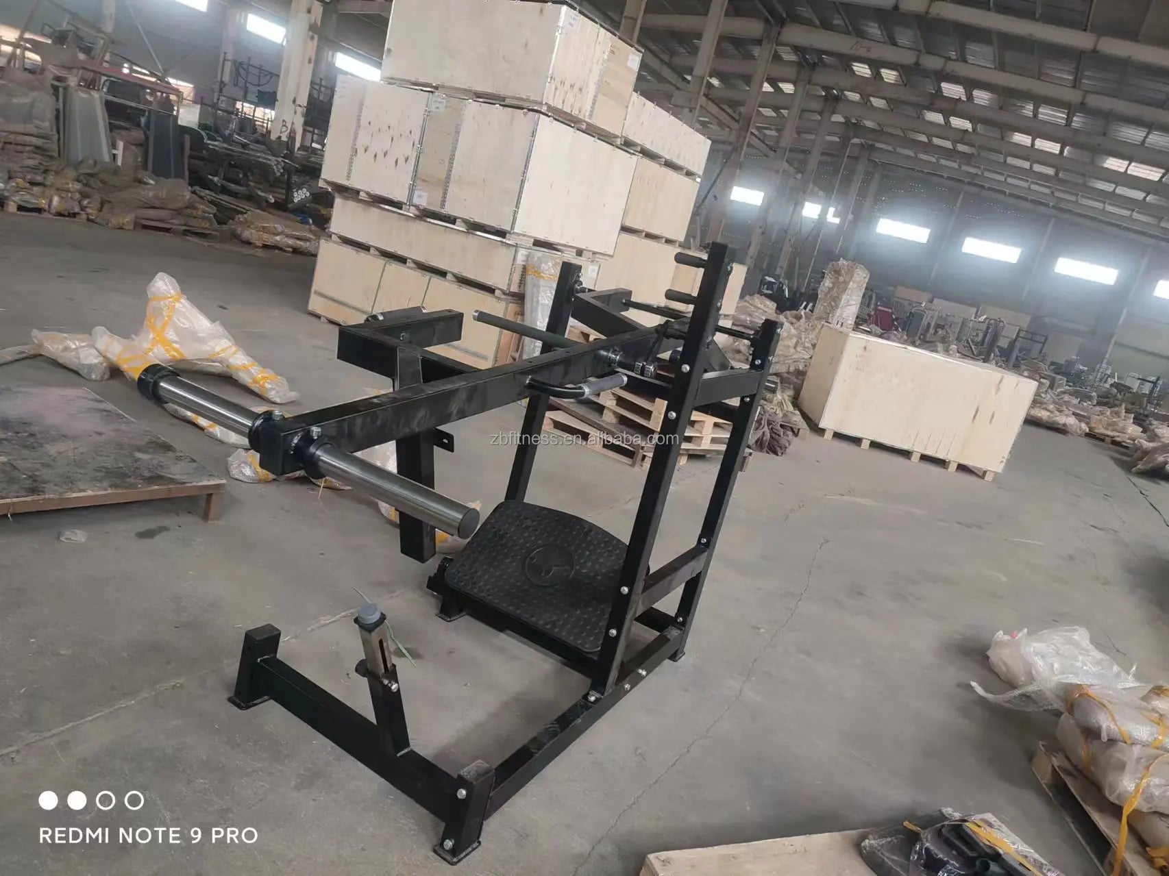 Hot Sale Commercial Use Pendulum Squat Gym Strength Squat Leg Press Double Track Squat Machine Pendulum