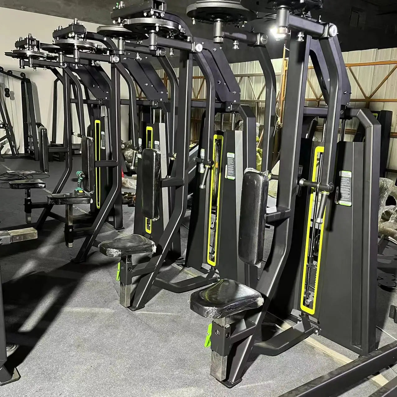 Multi Functional Gym Fitness Equipment Home Fitness Equipment Comprehensive Strength Training Body Building Multi Person Station